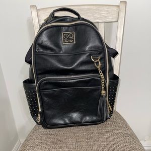 Itzy Ritzy limited edition Chelsea and Cole boss plus